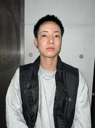 ショート メンズスタイリスト リュウジのヘアスタイル