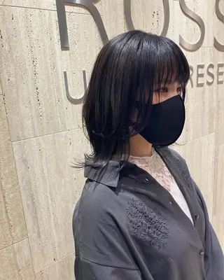 ミディアム 高橋 芽衣のヘアスタイル