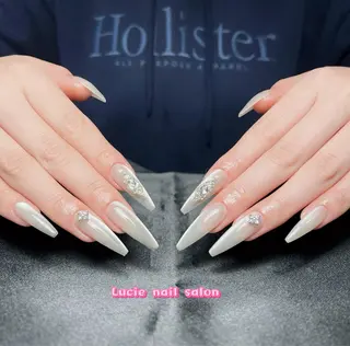 ネイル LUCIE NAIL SALON所属・LU CIEのネイルデザイン