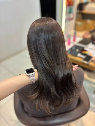 ロング カラー 🌈コテ巻き風パーマ LOHASせいな🌈のヘアスタイル