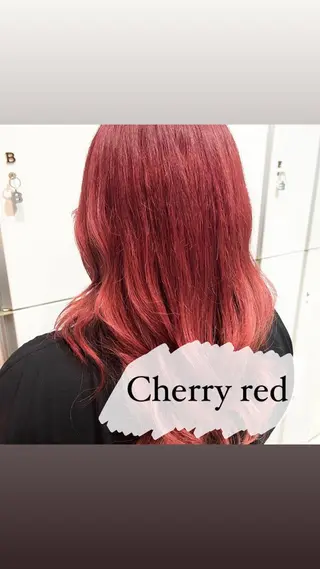 ロング カラー ミルクティーベージュ 暖色カラー/池田麻帆のヘアスタイル