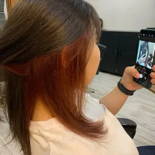 ミディアム カラー 吉田 悠乃のヘアスタイル