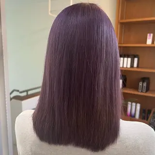 ミディアム Ami ブリーチ/ハイトーンのヘアスタイル