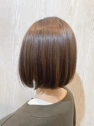 ショート カラー ヘアアレンジ HUENEST アカデミーサロンのヘアスタイル