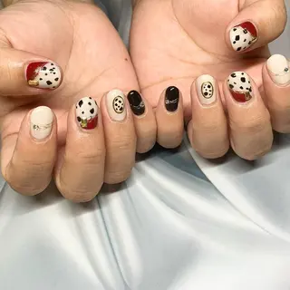 ネイル ウシク ミユキのネイルデザイン