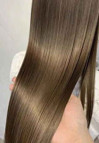 ロング 1%【横浜】 髪質改善&ケアカラーのヘアスタイル