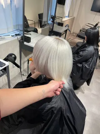 ミディアム カラー 🇰🇷ハイトーン× 韓国レイヤー레이어드のヘアスタイル