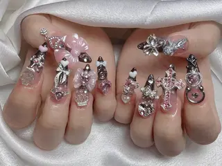 ネイル リサネイルサロン所属・リサ ネイルサロンのネイルデザイン