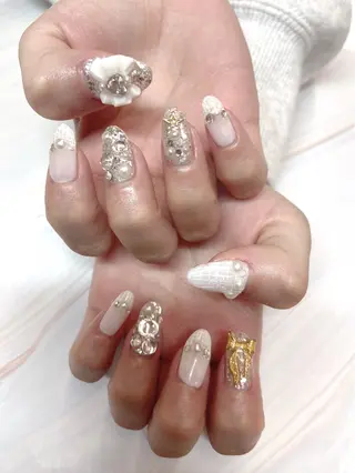 ネイル 柘植 祐子のネイルデザイン