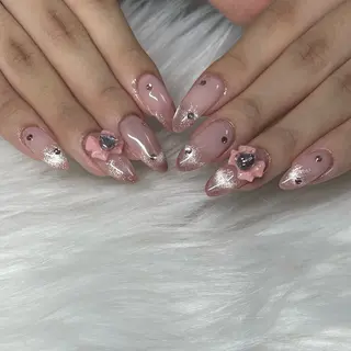 ネイル Saki 【パラジェル取扱店】のネイルデザイン