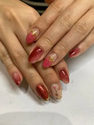 ネイル 藤井 里緒奈のネイルデザイン