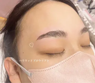 アイブロウ de.tenjin所属・de. tenjinのマツエク・マツパデザイン