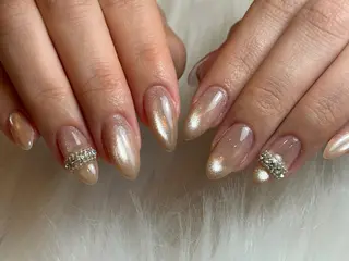 ネイル bylaki🌈 RENAのネイルデザイン