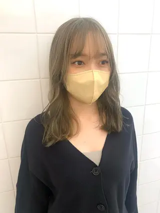 セミロング カラー ヘアアレンジ 🧨ブリーチー×ボブ レイヤー💎じゅえるのヘアスタイル