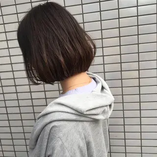 ミディアム カラー THE DAY所属・AKI HASHIMOTOのヘアスタイル