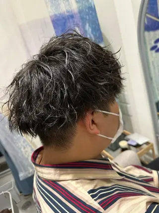 パーマ メンズ 💎メンズパーマ特化 🥇癖毛活かしのプロのヘアスタイル