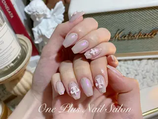 ネイル One Plus Nail Salonのネイルデザイン