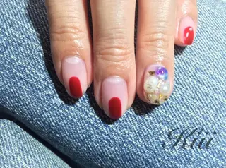 ネイル kiii.__ ✴︎*のネイルデザイン