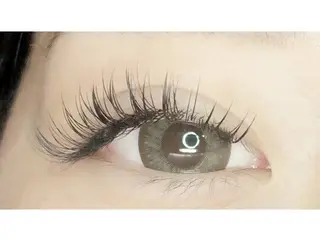 マツエク・マツパ E'RICADONNA 南森町店所属・リッカドンナ南森町店 こばたまりんのマツエク・マツパデザイン