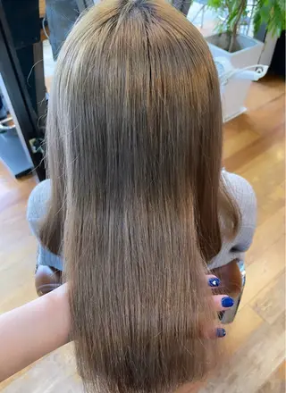 ミディアム カラー ayaka |トレンドヘアのヘアスタイル