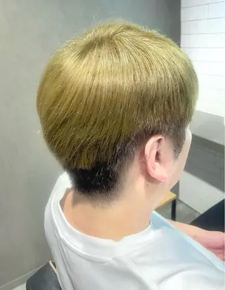 カラー メンズ Li'a【リア】 ANNAのヘアスタイル