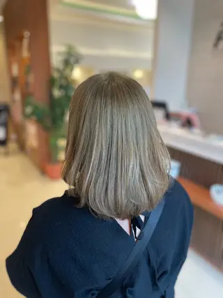 セミロング 仙石 愛のヘアスタイル