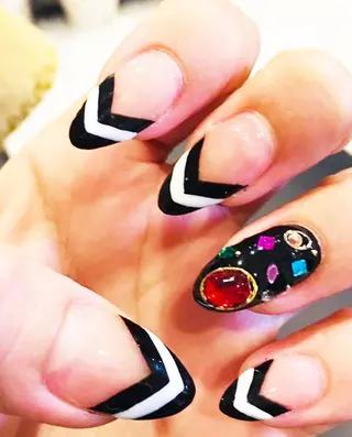 ネイル amour 川崎店所属・amour 川崎店のネイルデザイン