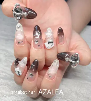 ネイル R inのネイルデザイン