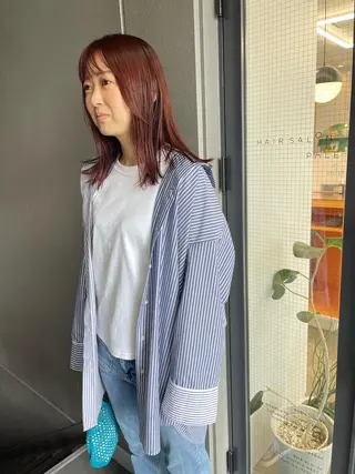 ミディアム カラー pole/apartment所属・💓パーマ，💗 レイヤーカットのヘアスタイル