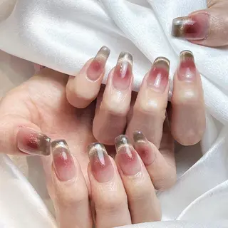 ネイル RAFFINE 月🦋🩵のネイルデザイン