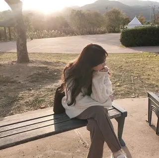 ロング カラー 透け上品ハイトーン 職人ゆうと🤍のヘアスタイル