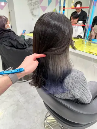 セミロング カラー ヘアアレンジ 艶カラー/ハイトーン /レイヤーカットのヘアスタイル