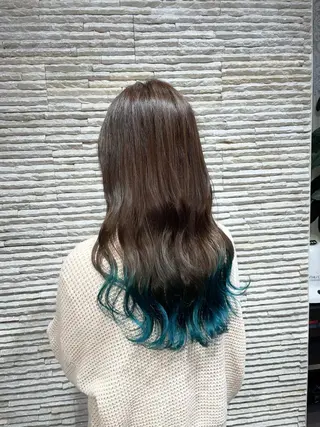 ロング カラー 嶋田 ゆきのヘアスタイル