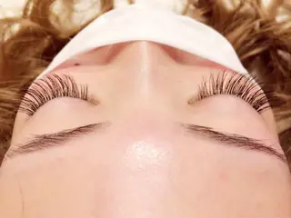 マツエク・マツパ レイヤー×顔周 り×髪質改善/MIUのヘアスタイル