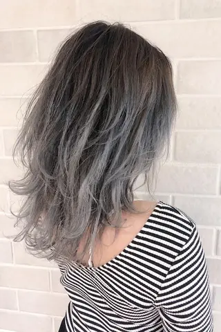 ミディアム カラー ブリーチ指名 NO1🌈SAKIのヘアスタイル