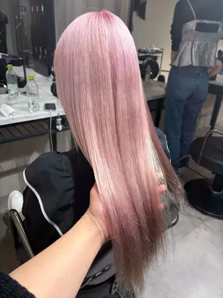 カラー Seleneコウキ ブリーチ/ハイトーンのヘアスタイル