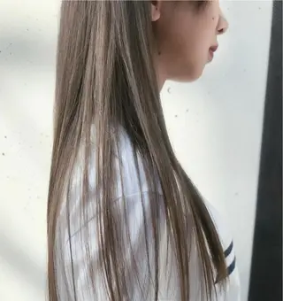 ロング カラー botan🪽 ARISAのヘアスタイル