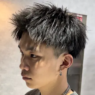 ショート カラー パーマ メンズ センターパート マスターかずまのヘアスタイル