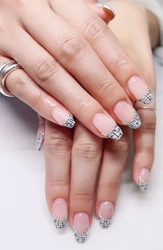 ネイル ルアナネイルサロン所属・ルアナネイル サロンのネイルデザイン