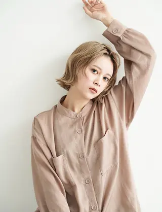 ミディアム hoNua. 栄/透明感カラーのヘアスタイル