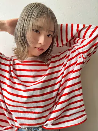 ミディアム 浅津 菜月のヘアスタイル