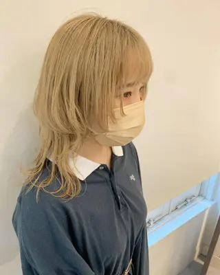 ショート ブリーチ/ウルフ ハッシュカット/石山のヘアスタイル