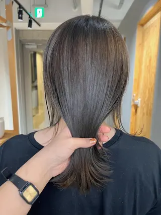 ミディアム カラー misch by urban所属・名駅🦢大人艶カラー 🪽カミヤアカネのヘアスタイル