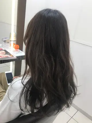 ロング カラー 馴染ませNo.1🧃 エクステ・アレンジのヘアスタイル