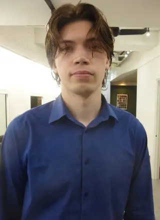 ミディアム メンズ グランジヘア 無造作ヘアHYUGAのヘアスタイル