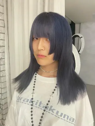 セミロング カラー 艶ハイトーン👑♡ NATSUKIのヘアスタイル