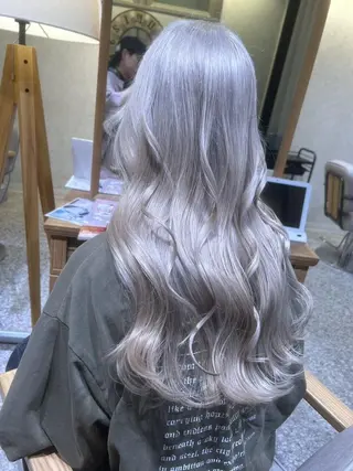 ロング カラー &.TIGRE smartsaronのヘアスタイル