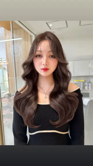 ロング カラー 🇰🇷韓国風くびれ ヘア🇰🇷中村優大のヘアスタイル