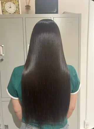ロング ✨️ストレート ✨️髪質改善のヘアスタイル