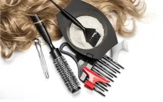 山岡 徹也のヘアスタイル